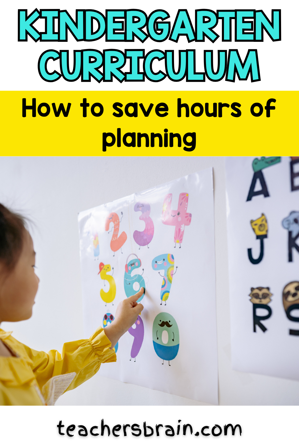 kid counting numbers in kindergarten curriculum